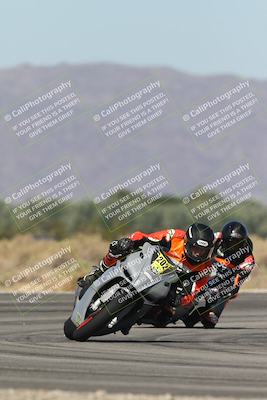 media/Oct-13-2025-Moto Forza (Mon) [[a66d839500]]/2-A Group/Session 3 (Turn 16)/